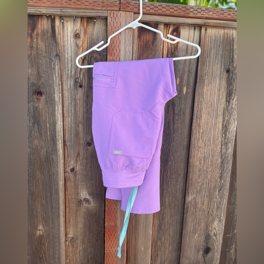 Figs women's Lilac Dawn Yola™ High Waisted Pants